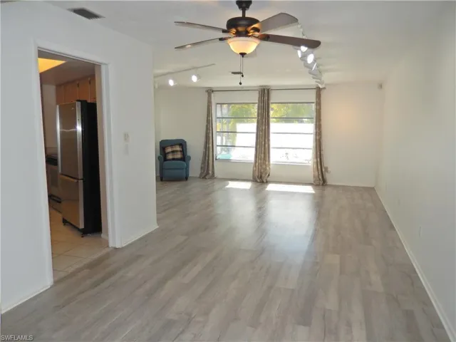 229 Se 46th Ln, Cape Coral, Florida 33904