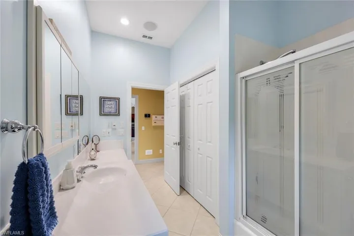 60 Covewood Ct, Marco Island, Florida 34145