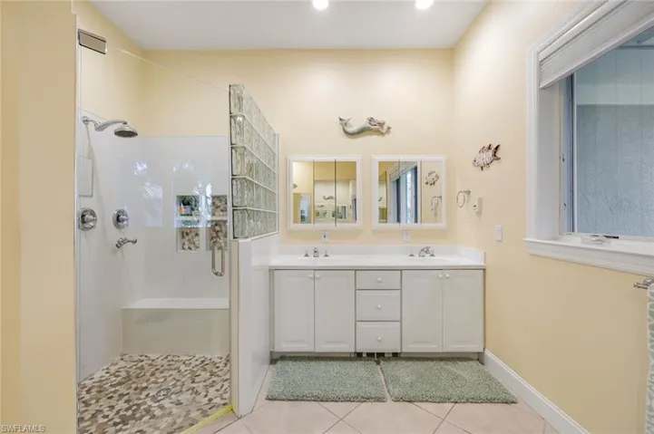 60 Covewood Ct, Marco Island, Florida 34145