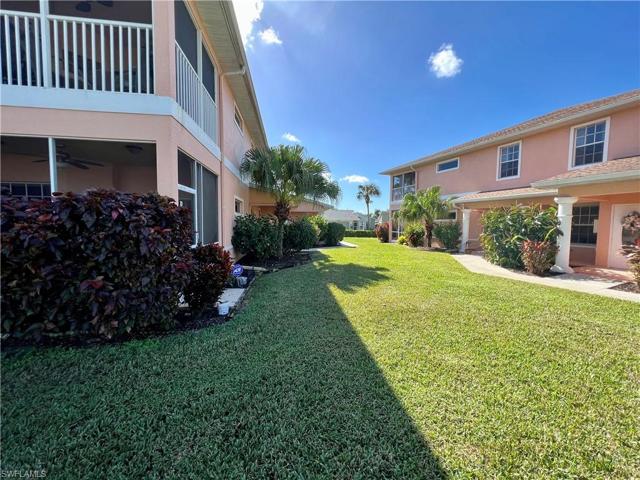 19915  Lake Vista  CIR, LEHIGH ACRES, FL 33936