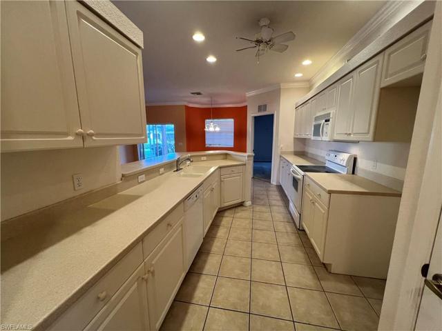 19915  Lake Vista  CIR, LEHIGH ACRES, FL 33936