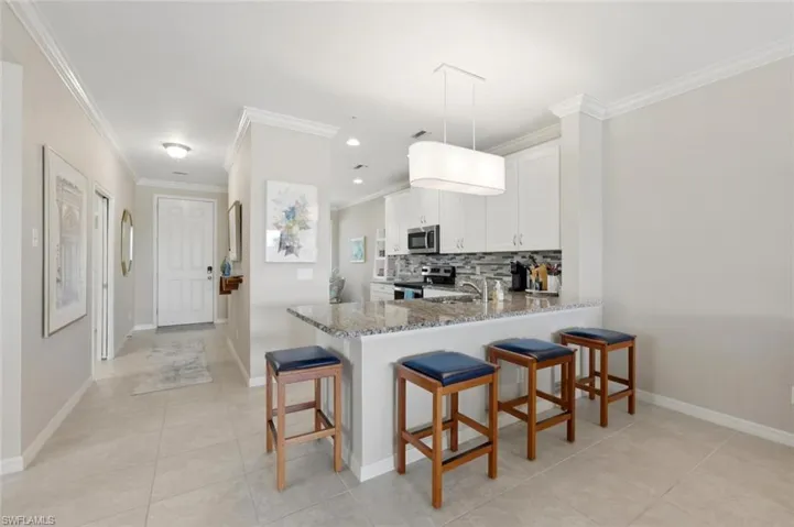 9440 Benvenuto Ct 3-104, Naples, Florida 34119