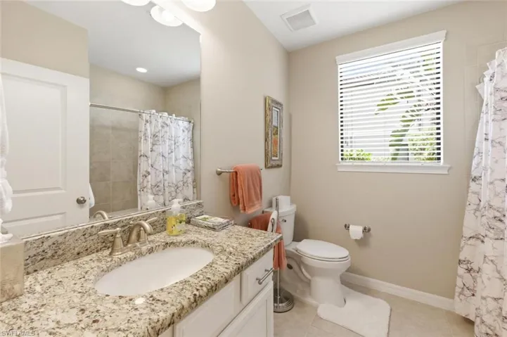 9440 Benvenuto Ct 3-104, Naples, Florida 34119