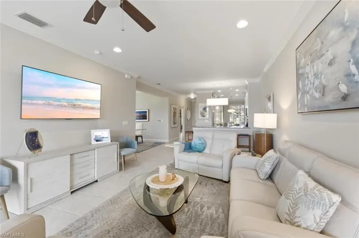 9440 Benvenuto Ct 3-104, Naples, Florida 34119