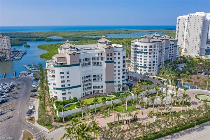 13675 Vanderbilt Dr 707, Naples, Florida 34110