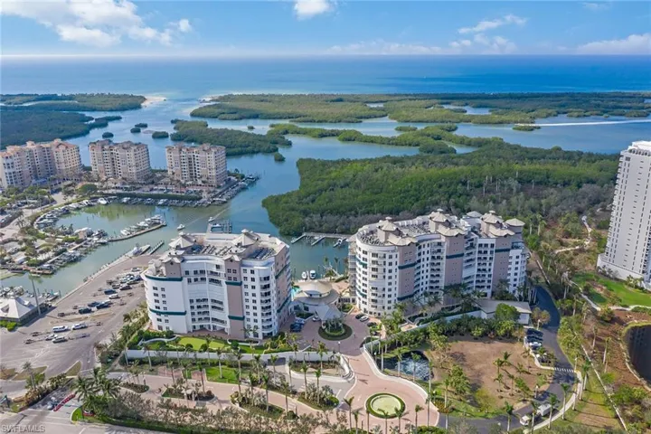 13675 Vanderbilt Dr 707, Naples, Florida 34110