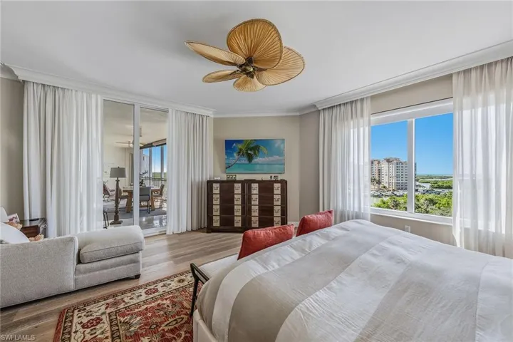 13675 Vanderbilt Dr 707, Naples, Florida 34110