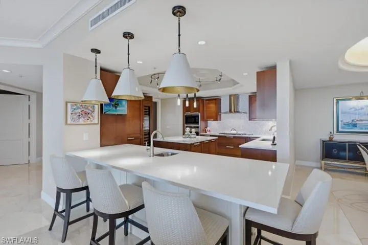 13675 Vanderbilt Dr 707, Naples, Florida 34110