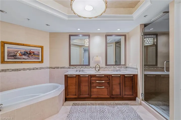 13675 Vanderbilt Dr 707, Naples, Florida 34110