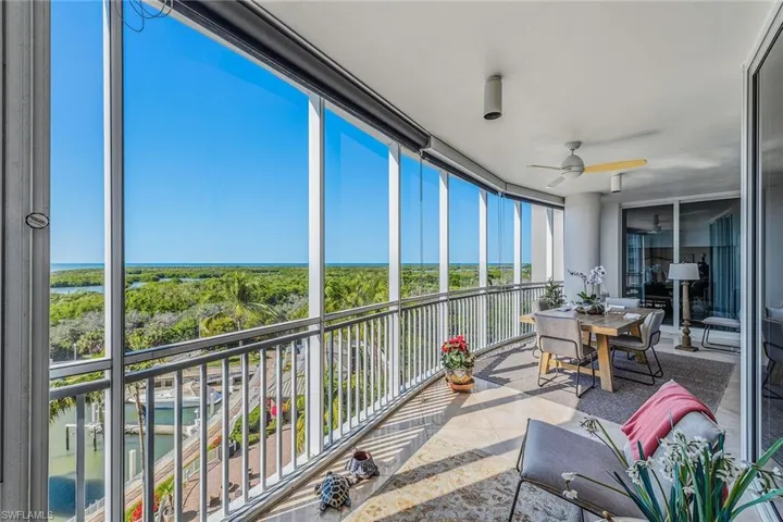 13675 Vanderbilt Dr 707, Naples, Florida 34110