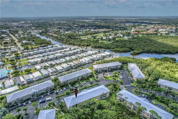 Canal & Navigable Waterway to Naples Bay & Gulf