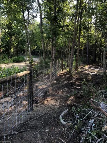 1669  Lawrence  RD, Bonifay, FL 32428