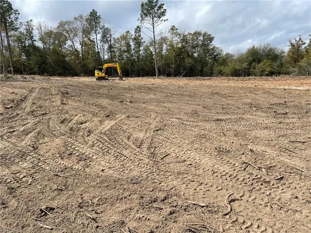 1669  Lawrence  RD, Bonifay, FL 32428