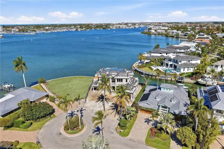1305 Marlin Dr, Naples, Florida 34102