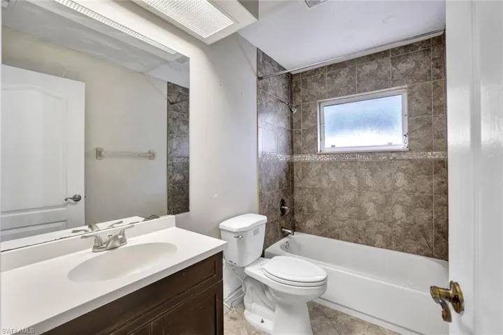 7257 Lobelia Rd, Fort Myers Fl 33967