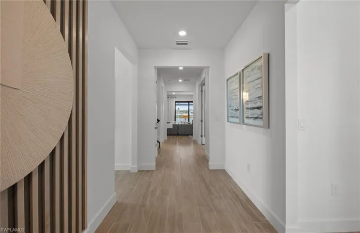 Foyer - Photos are of a model home. Illustration purposes only.