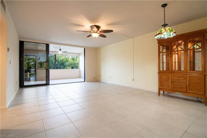 2069 W Lakeview  BLVD, North Fort Myers, FL 33903
