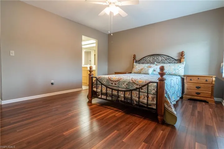 2069 W Lakeview  BLVD, North Fort Myers, FL 33903