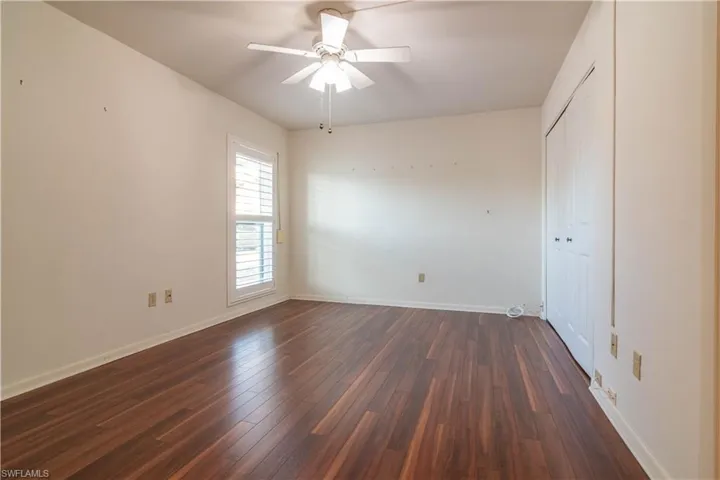 2069 W Lakeview  BLVD, North Fort Myers, FL 33903