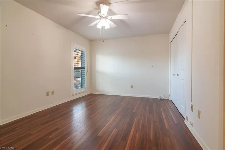 2069 W Lakeview  BLVD, North Fort Myers, FL 33903