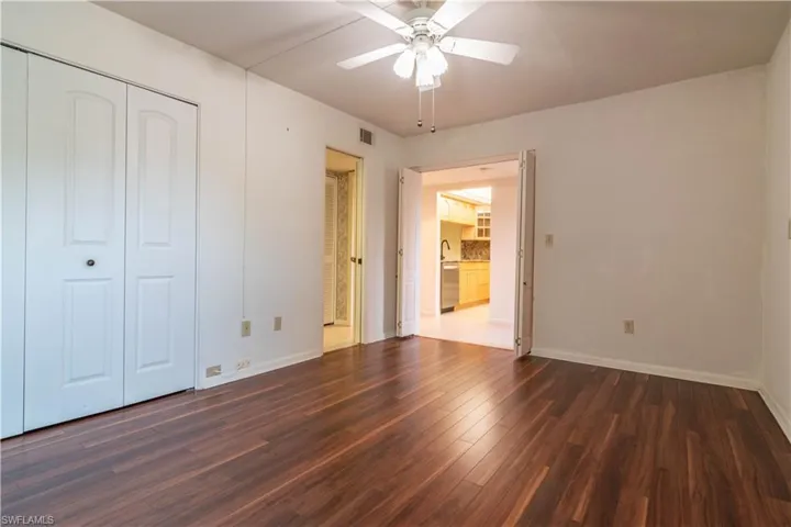 2069 W Lakeview  BLVD, North Fort Myers, FL 33903
