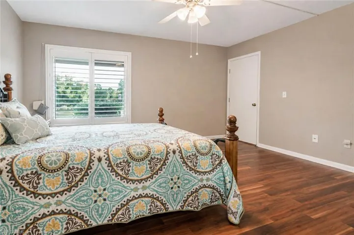 2069 W Lakeview  BLVD, North Fort Myers, FL 33903