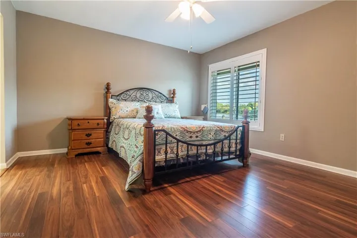 2069 W Lakeview  BLVD, North Fort Myers, FL 33903
