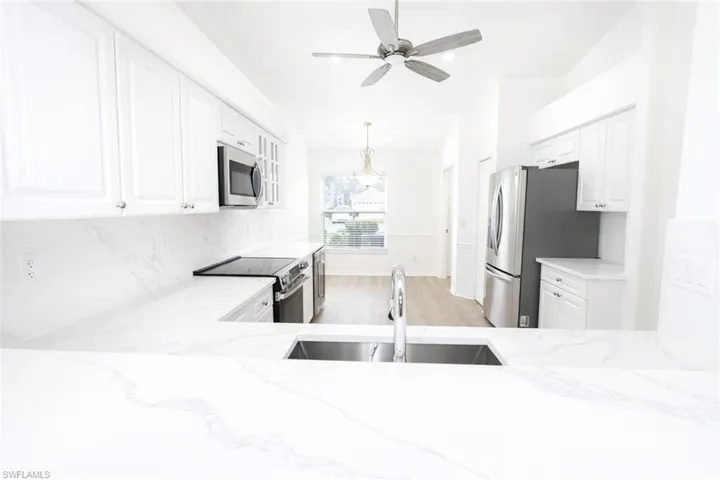 8196 Ibis Cove Cir B210, Naples, Florida 34119