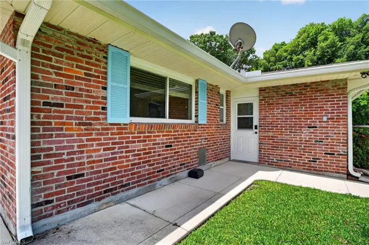 27278 Tennessee St, Bonita Springs, Florida 34135