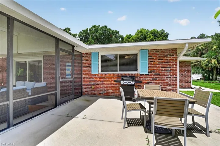 27278 Tennessee St, Bonita Springs, Florida 34135
