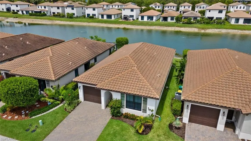 8968 Madrid Cir, Naples, Florida 34104