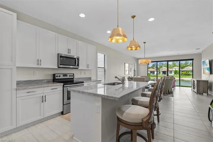 8968 Madrid Cir, Naples, Florida 34104