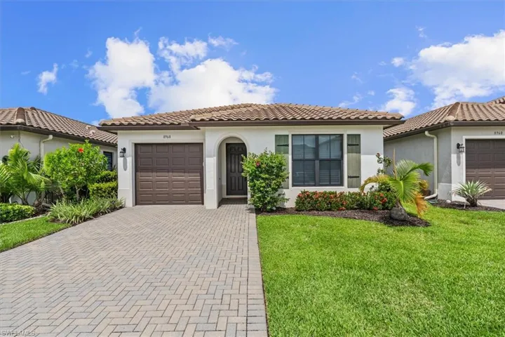 8968 Madrid Cir, Naples, Florida 34104