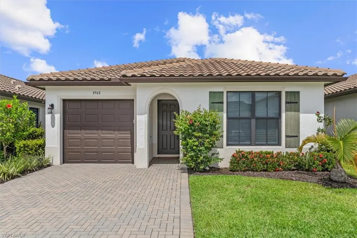 8968 Madrid Cir, Naples, Florida 34104