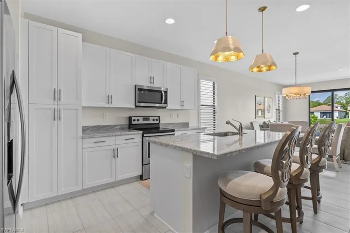8968 Madrid Cir, Naples, Florida 34104