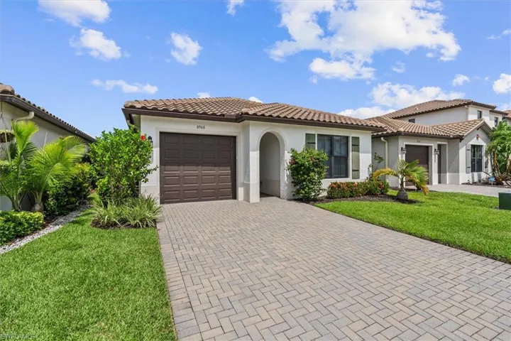 8968 Madrid Cir, Naples, Florida 34104