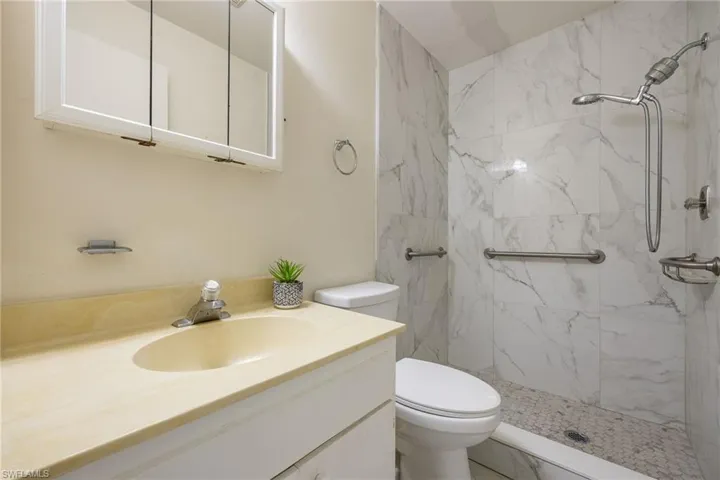13 Pinewood Blvd, Lehigh Acres, Florida 33936