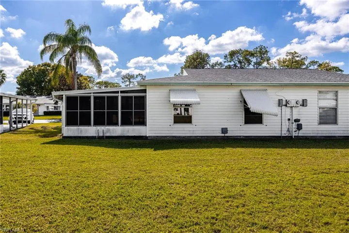 13 Pinewood Blvd, Lehigh Acres, Florida 33936