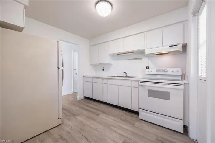 13 Pinewood Blvd, Lehigh Acres, Florida 33936