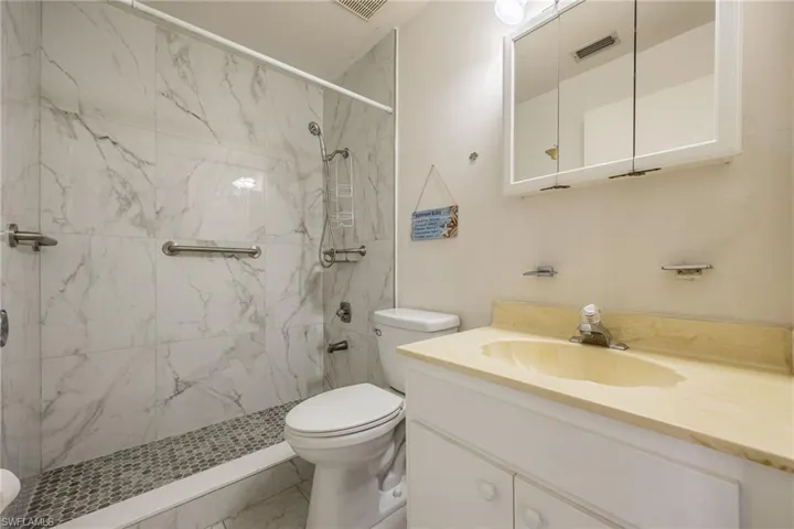 13 Pinewood Blvd, Lehigh Acres, Florida 33936