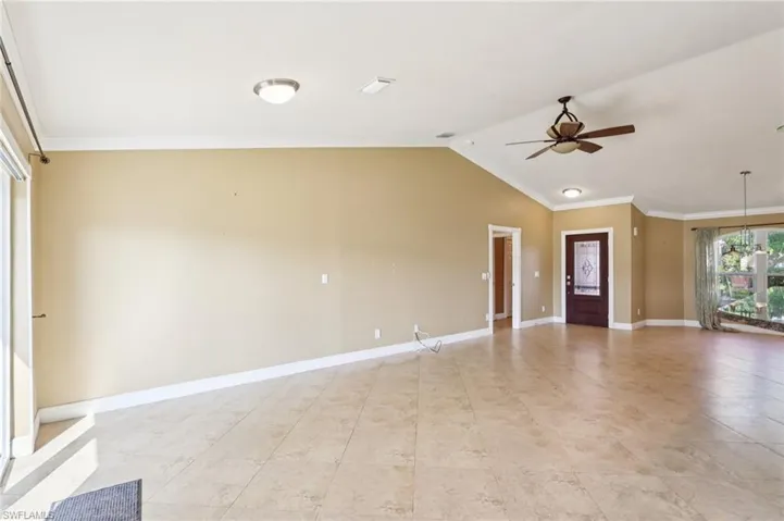 5118 Harrogate Ct, Naples, Florida 34112