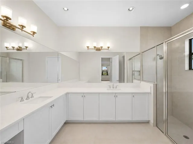20534 Fair Oak Ln, Estero, Florida 33928