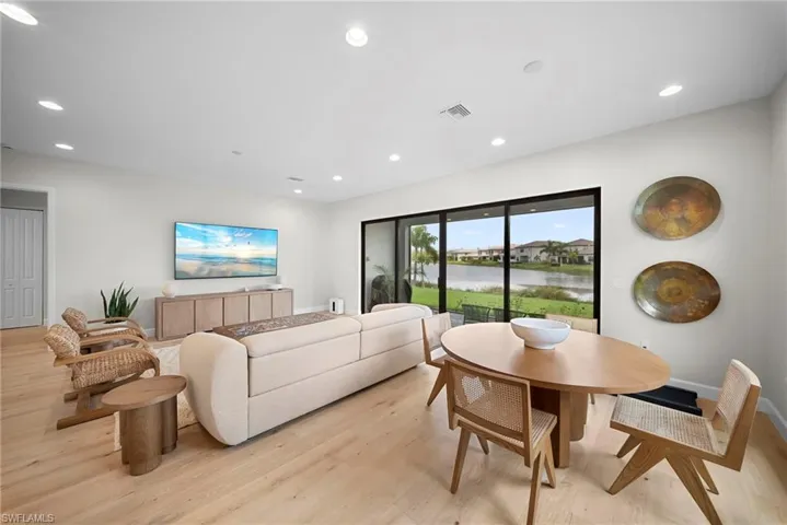 20534 Fair Oak Ln, Estero, Florida 33928