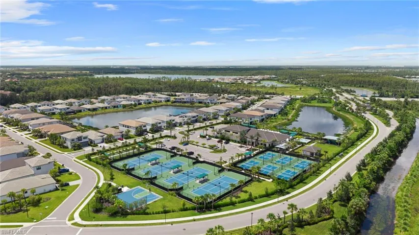 20534 Fair Oak Ln, Estero, Florida 33928