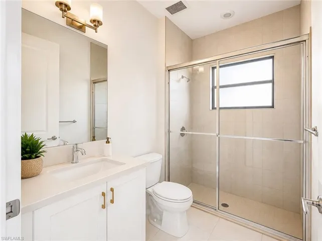 20534 Fair Oak Ln, Estero, Florida 33928