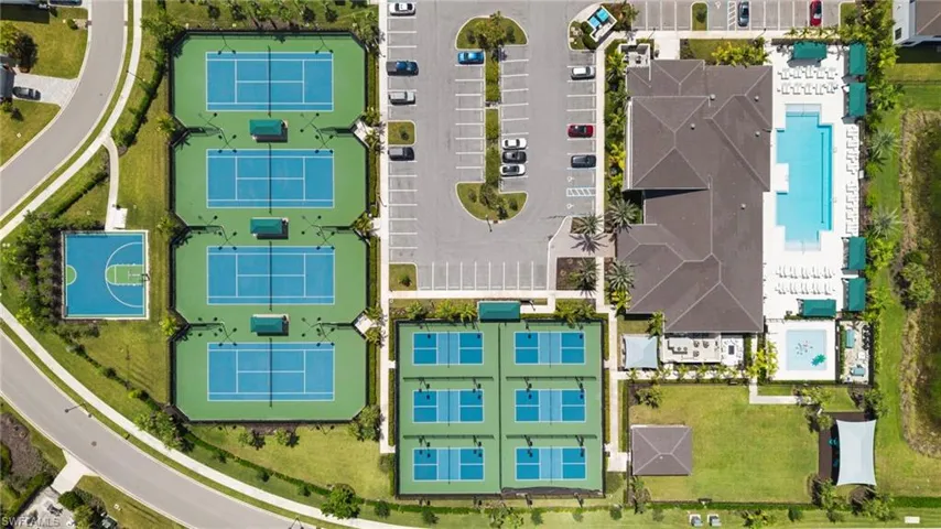 20534 Fair Oak Ln, Estero, Florida 33928