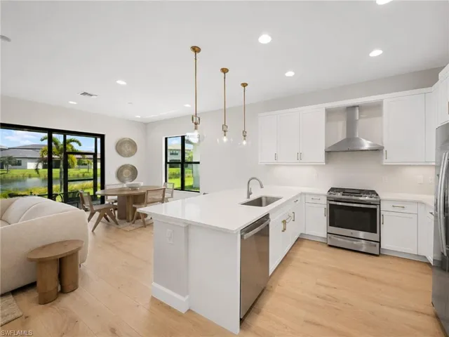 20534 Fair Oak Ln, Estero, Florida 33928