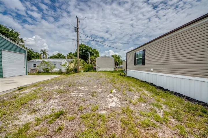 352  Sacramento  ST, North Fort Myers, FL 33903
