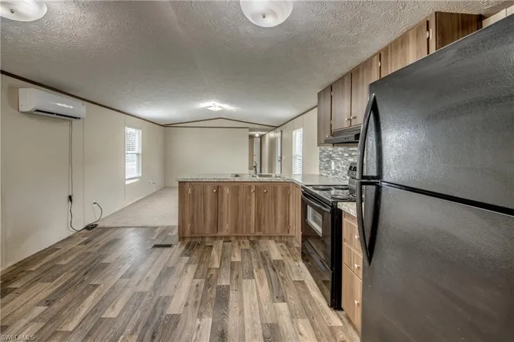 352  Sacramento  ST, North Fort Myers, FL 33903