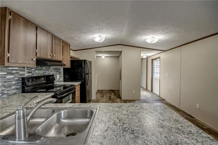 352  Sacramento  ST, North Fort Myers, FL 33903